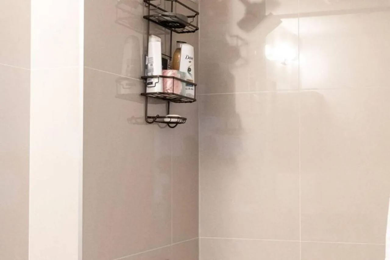 Tatil Evi South Riverdale Suite With High Speed Wifi And Balcony Toronto