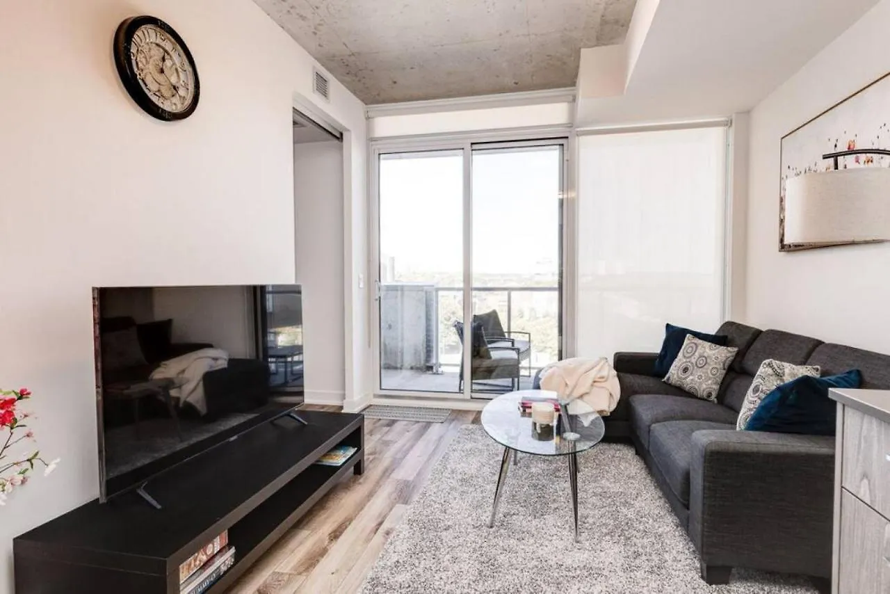 South Riverdale Suite With High Speed Wifi And Balcony Toronto Tatil Evi
